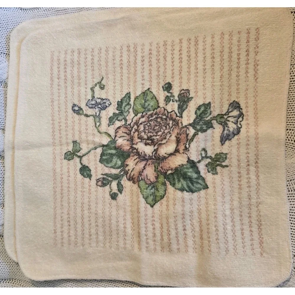 Vintage Louis Nichole Floral Washcloth‎ Set of 2 NWOT Pink Rose Cottagecore 1988